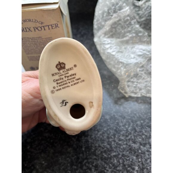 Vintage 1989 ROYAL ALBERT Cecily Parsley figurine Beatrix Potter Original Box - Picture 3 of 7